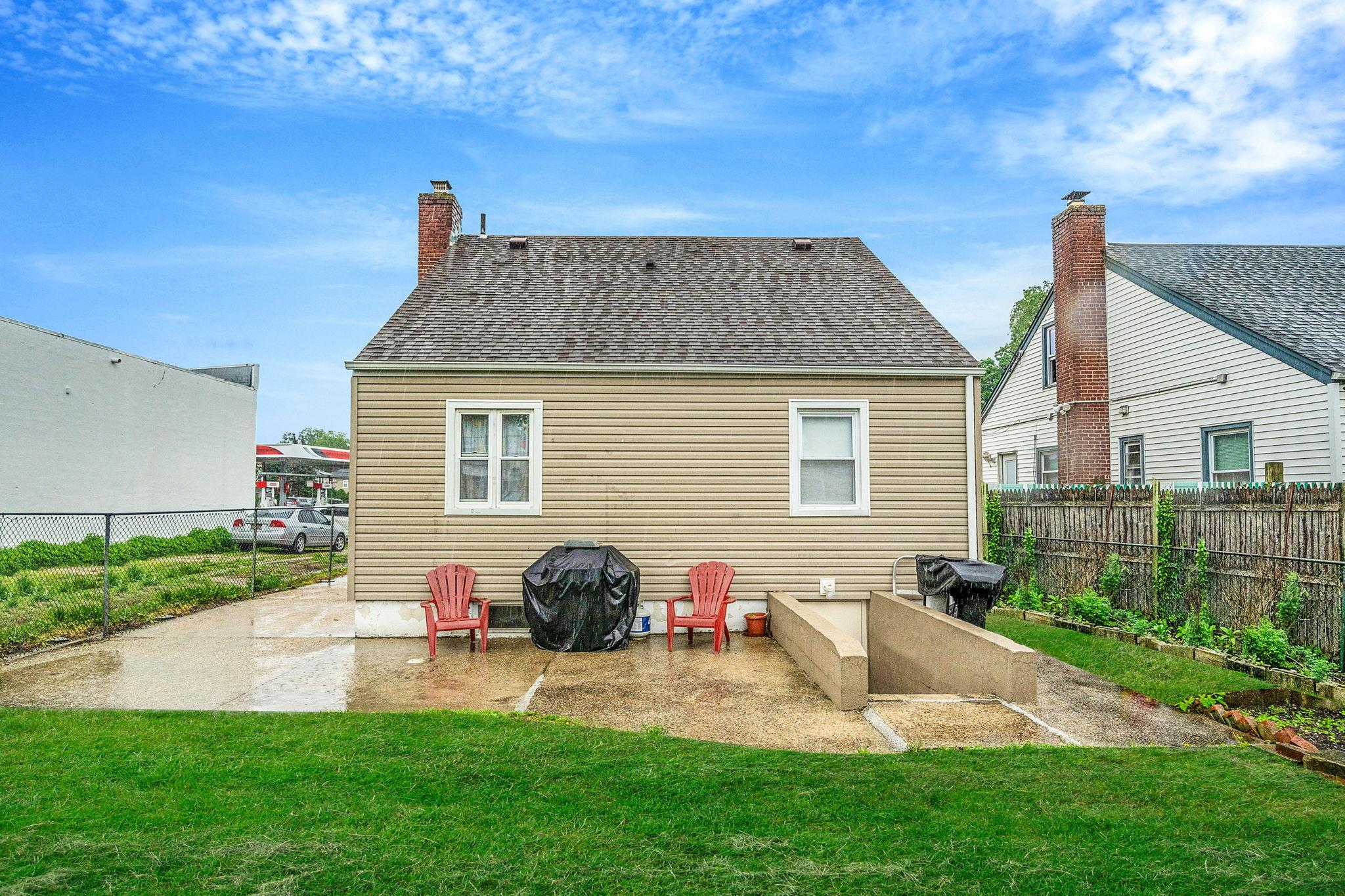 296 Chester Street, Uniondale, New York image 4