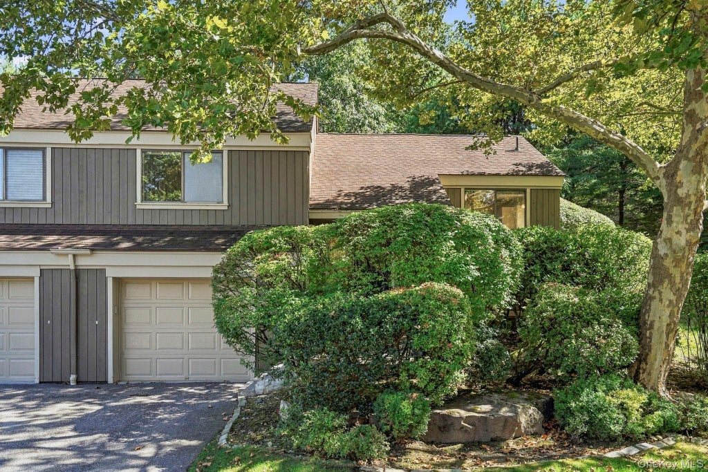 Photo of 558 Heritage Hills Drive #B, Somers, NY 10589 (MLS # 1043993)