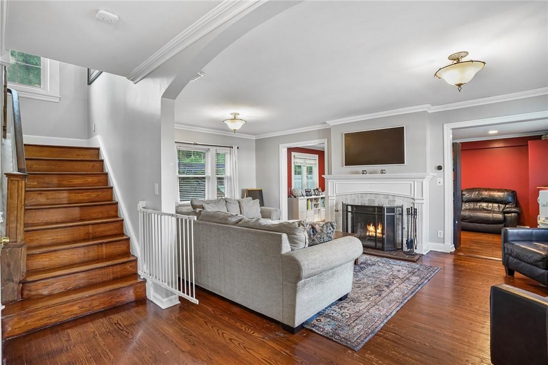 119 St James Terrace