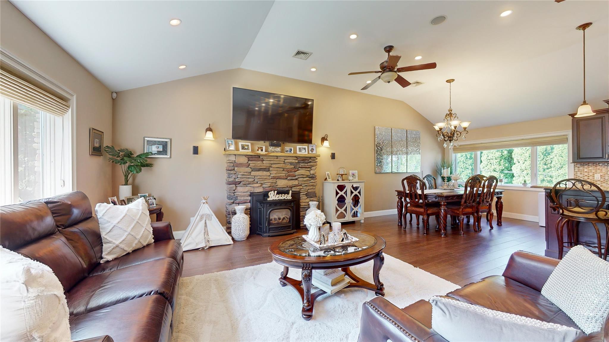 5 Eleanor Road, Plainview, New York image 3