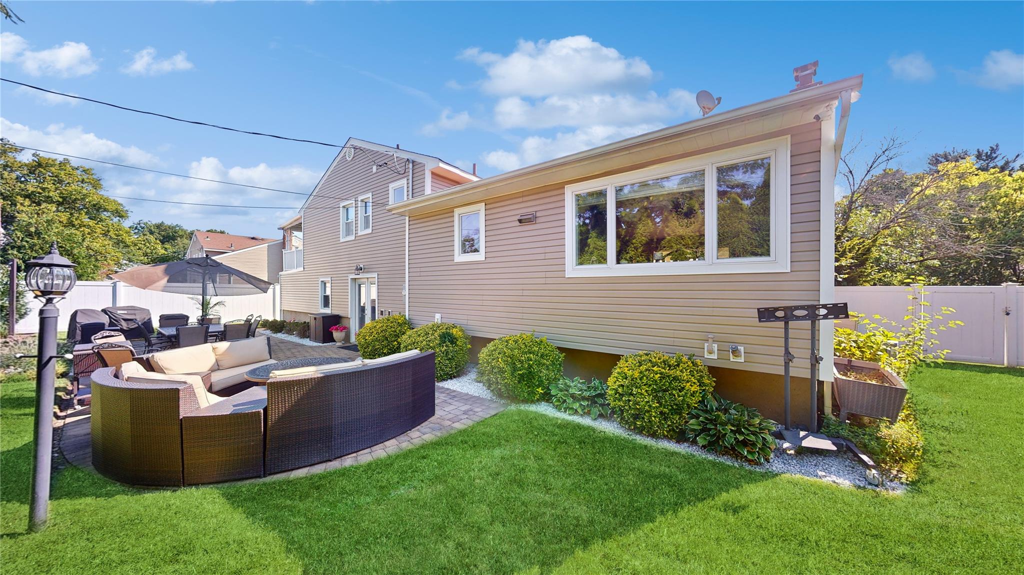 5 Eleanor Road, Plainview, New York image 35