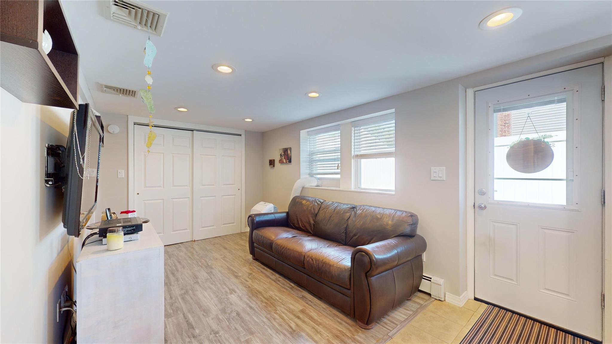 5 Eleanor Road, Plainview, New York image 41