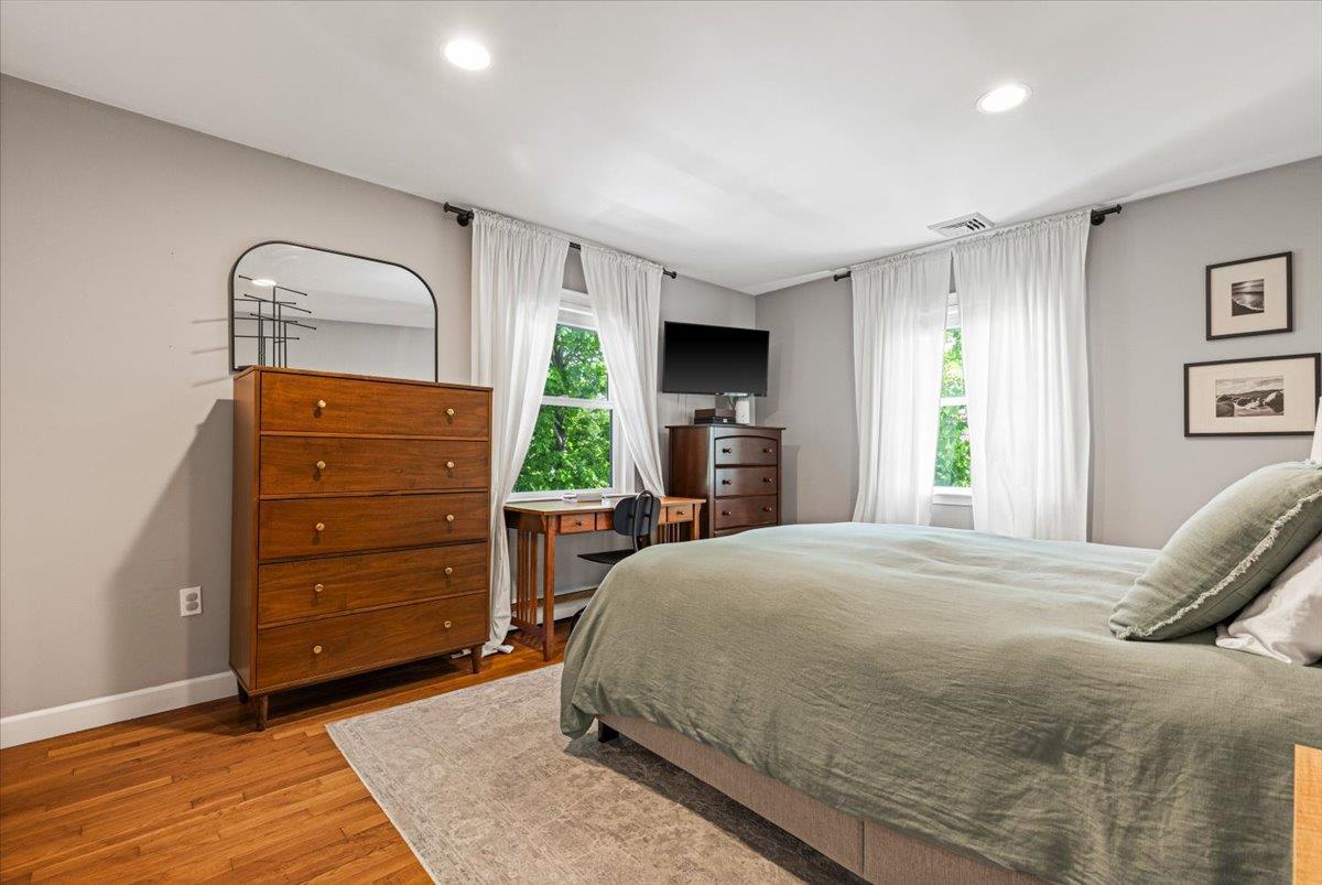 81 Sterling Avenue, White Plains, New York image 17