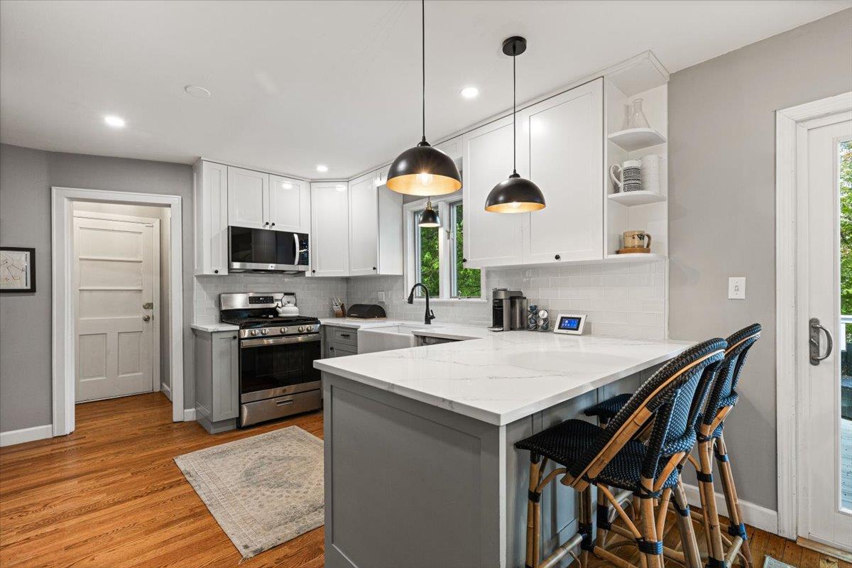 81 Sterling Avenue, White Plains, New York image 9