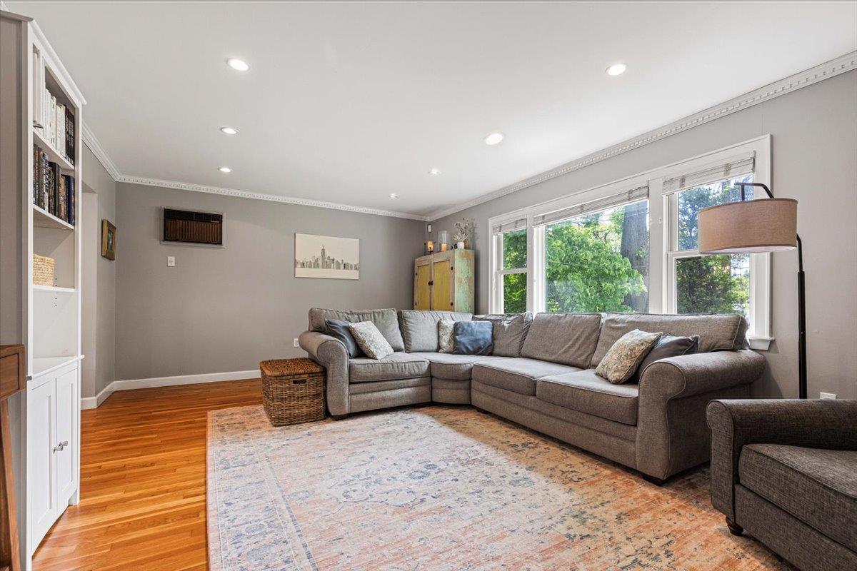 81 Sterling Avenue, White Plains, New York image 5