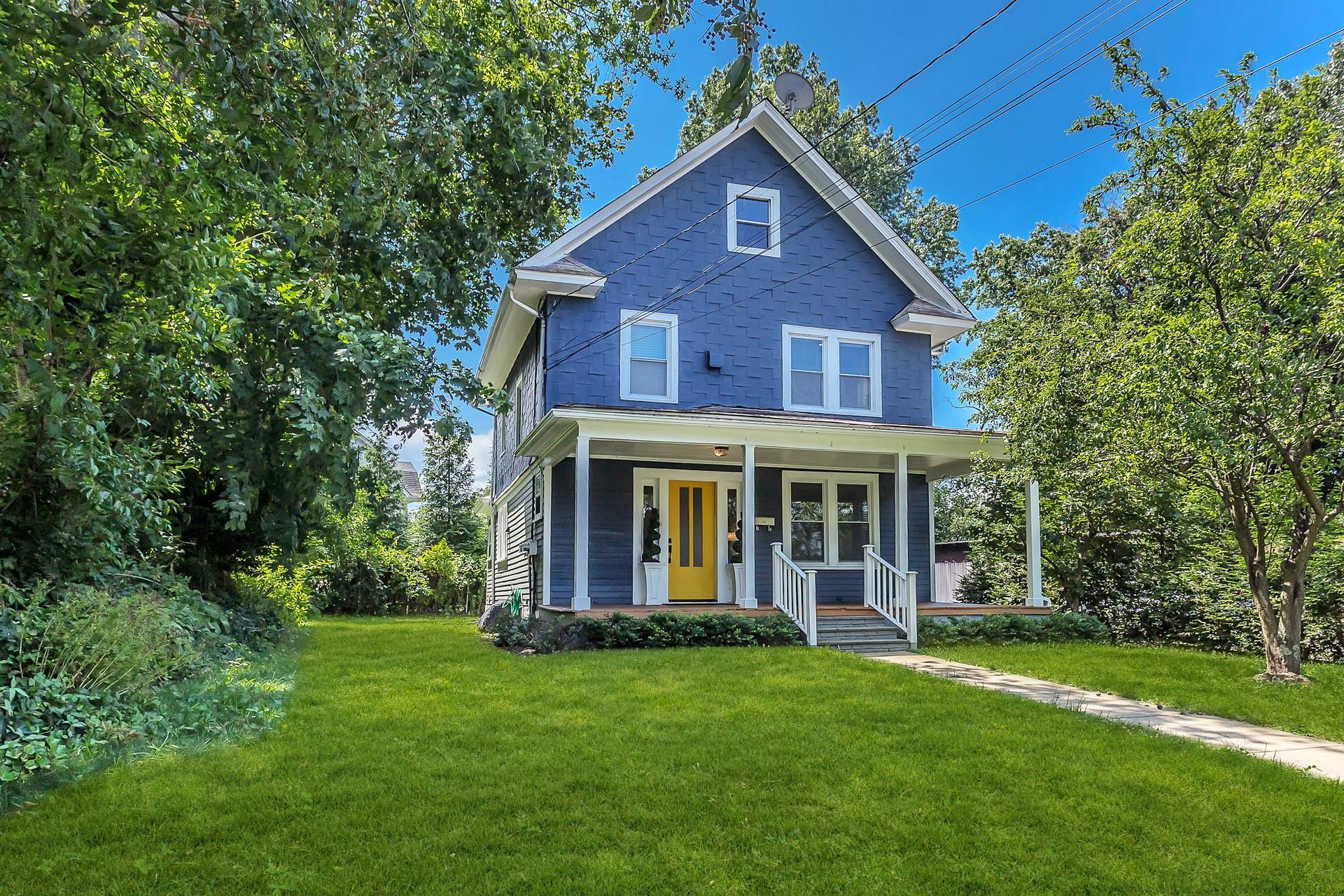 Glen Cove, New York 11542, United States, 3 Bedrooms Bedrooms, ,2 BathroomsBathrooms,Residential,Active,175195