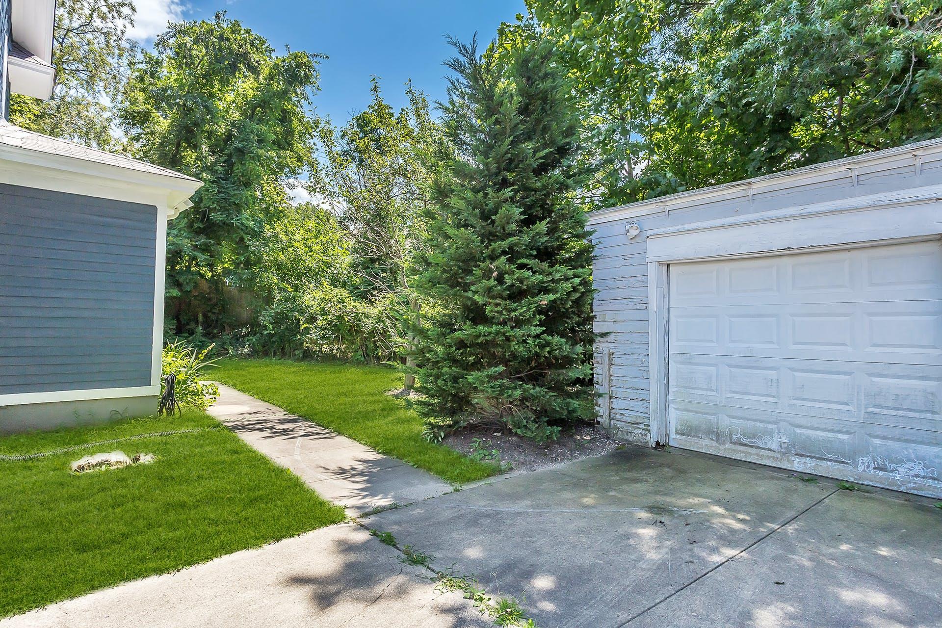 Glen Cove, New York 11542, United States, 3 Bedrooms Bedrooms, ,2 BathroomsBathrooms,Residential,Active,175195