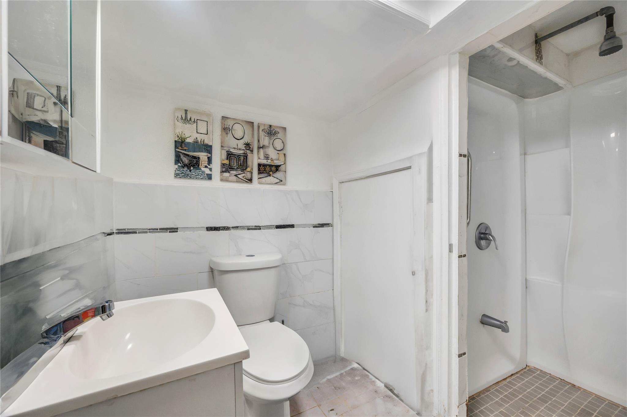 47 Lee Street, Roosevelt, New York image 19
