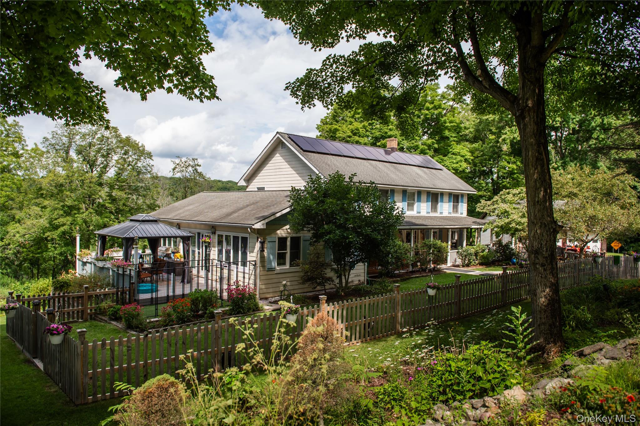 912-918 Hollow Road