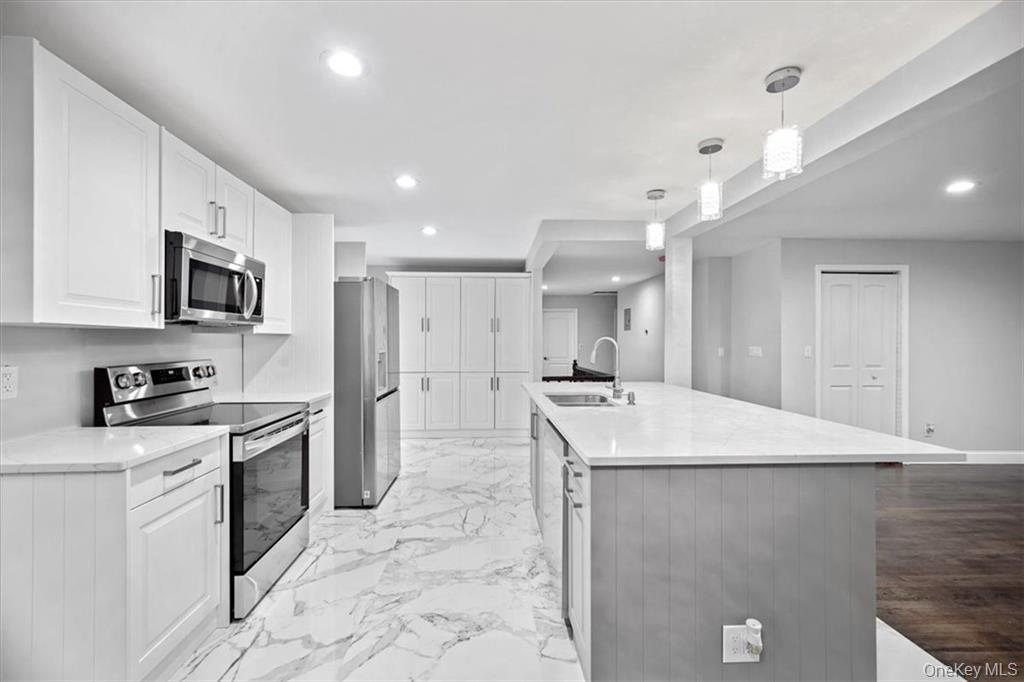 423 Westchester Avenue