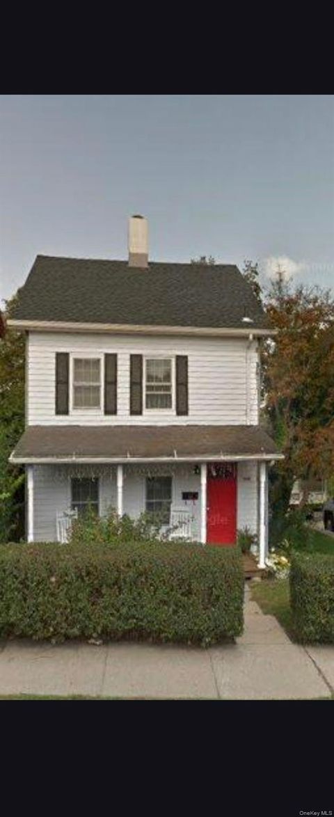 Homes For Rent - 958 Phoenix Avenue<br/> Peekskill, NY 10566