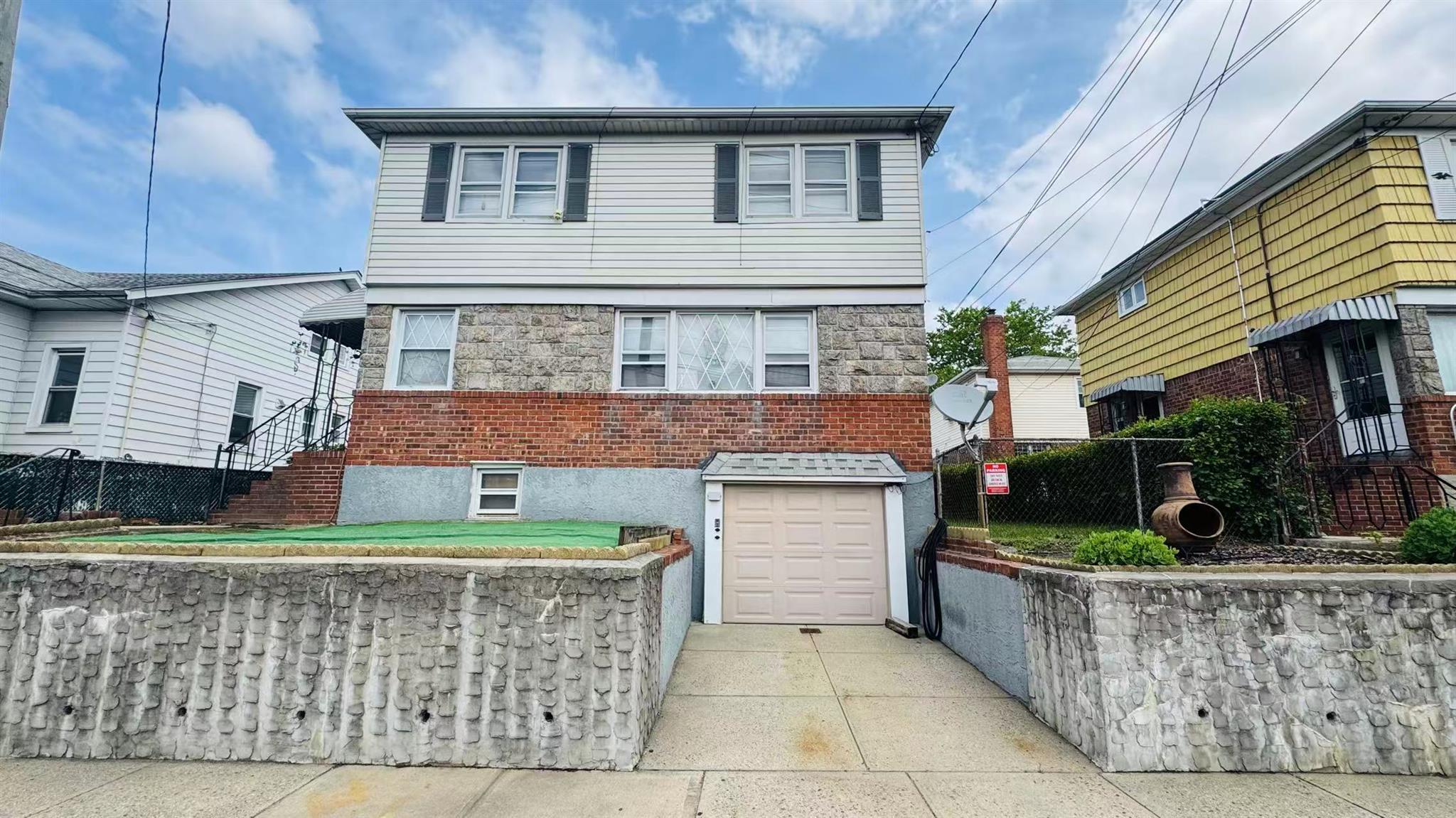 Property for Sale at 61st Road, Flushing, Queens, NY - Bedrooms: 3 
Bathrooms: 3 
Rooms: 6  - $1,198,000
