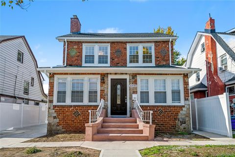 104-40 194th Street, Saint Albans, NY 11412 - MLS#: 925035