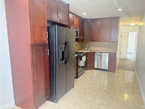 Multifamily For Rent - 8422 Little Neck Parkway<br/> Queens County, Floral Park, NY 11001