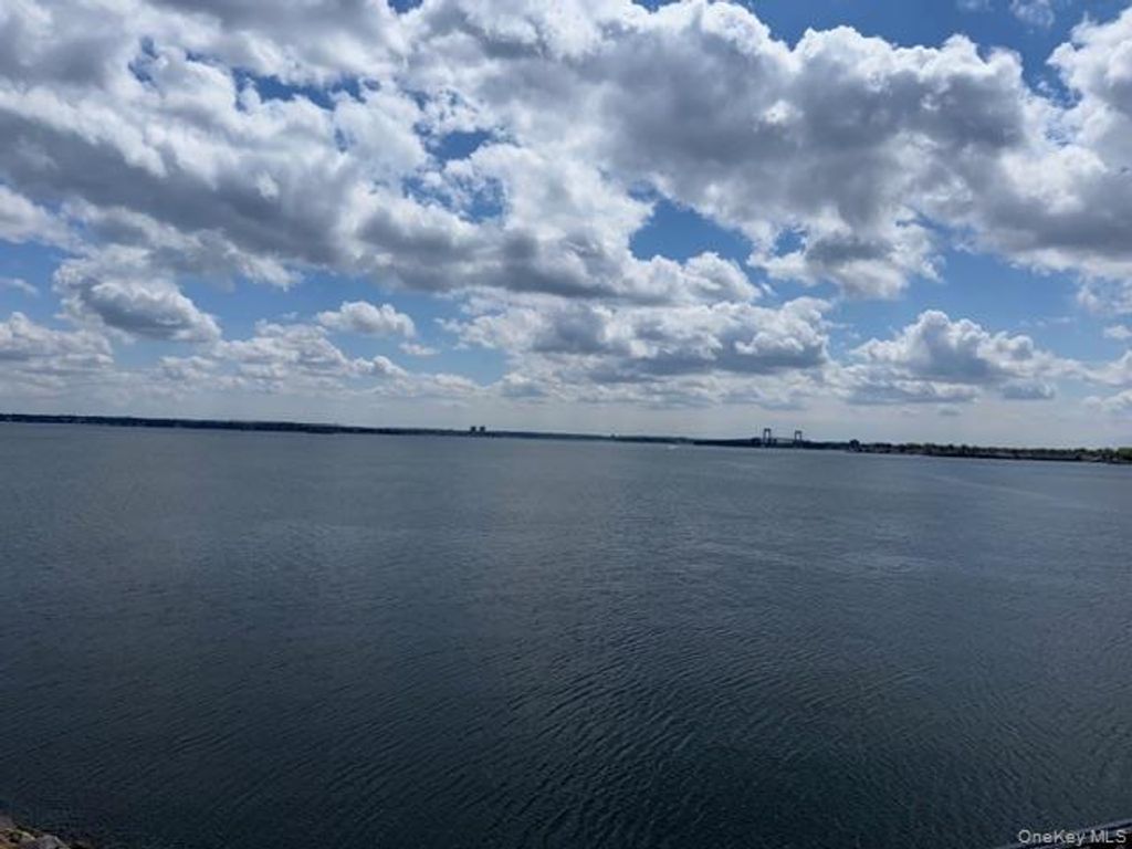 Photo of 1436 Outlook Avenue #3, Bronx, NY 10465 (MLS # 987961)