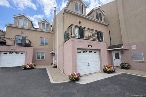 Condo For Sale - 1436 Outlook Avenue #3<br/> Bronx, NY 10465