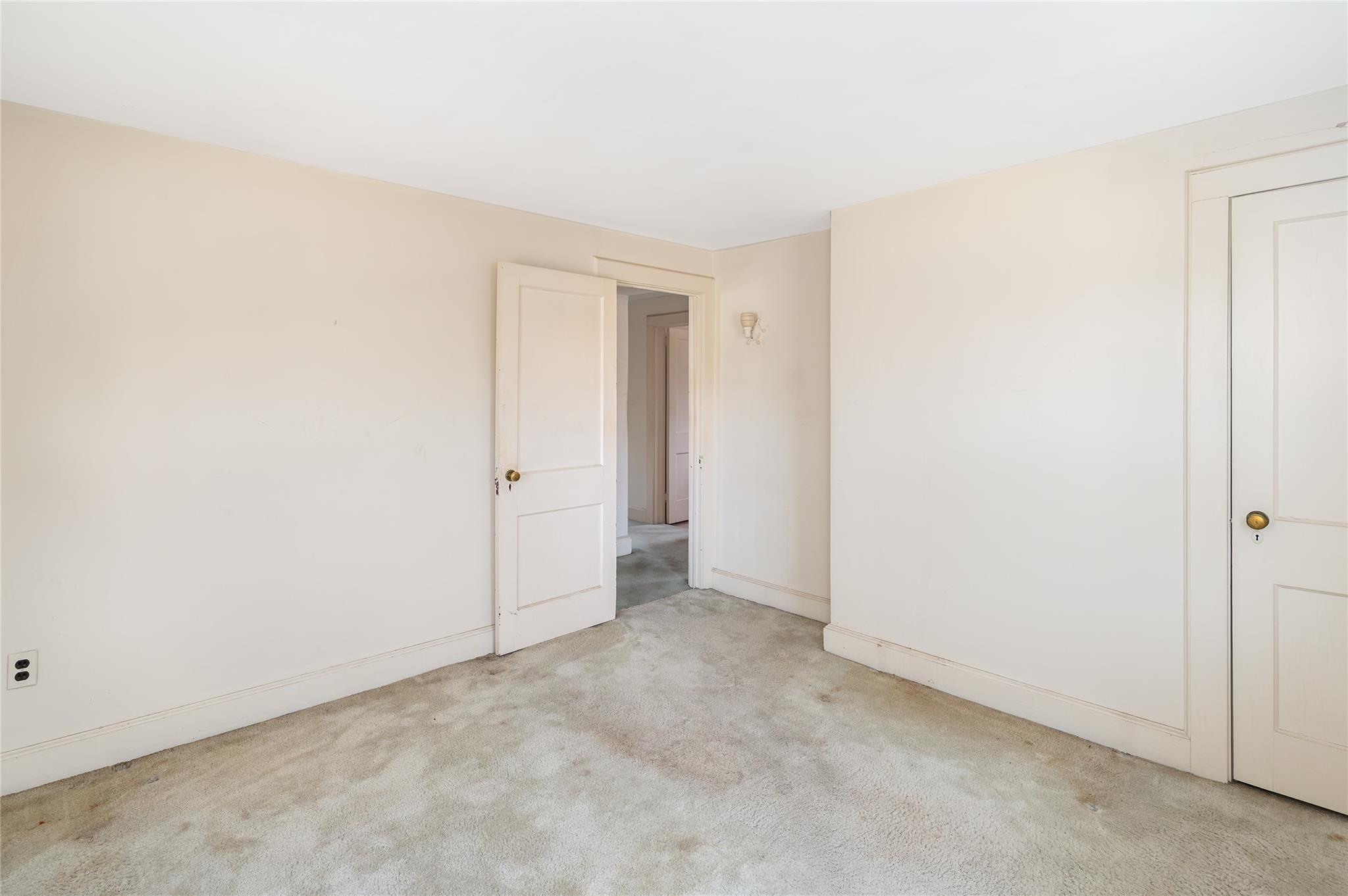 155 Clinton Street, White Plains, New York image 21