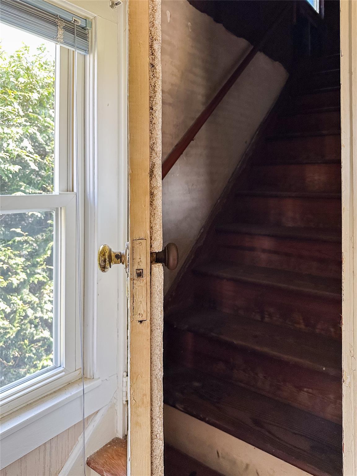 155 Clinton Street, White Plains, New York image 28