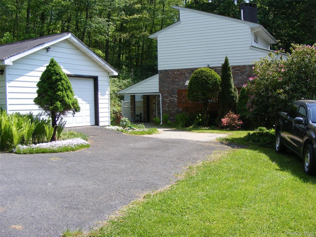 Photo of 212 Old Dutch Hollow Road, Monroe, NY 10950 (MLS # 1003642)