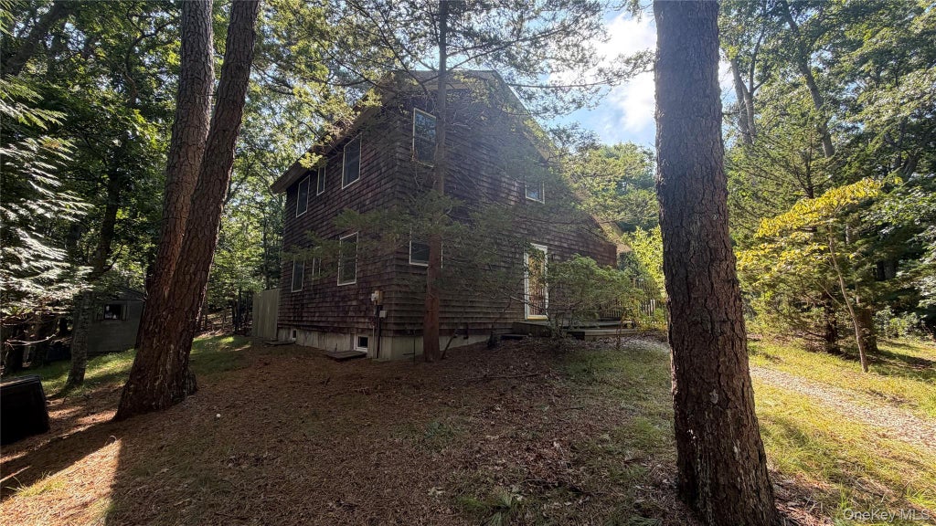 Photo of 9 Tillinghast Place, East Hampton, NY 11937 (MLS # 1052473)