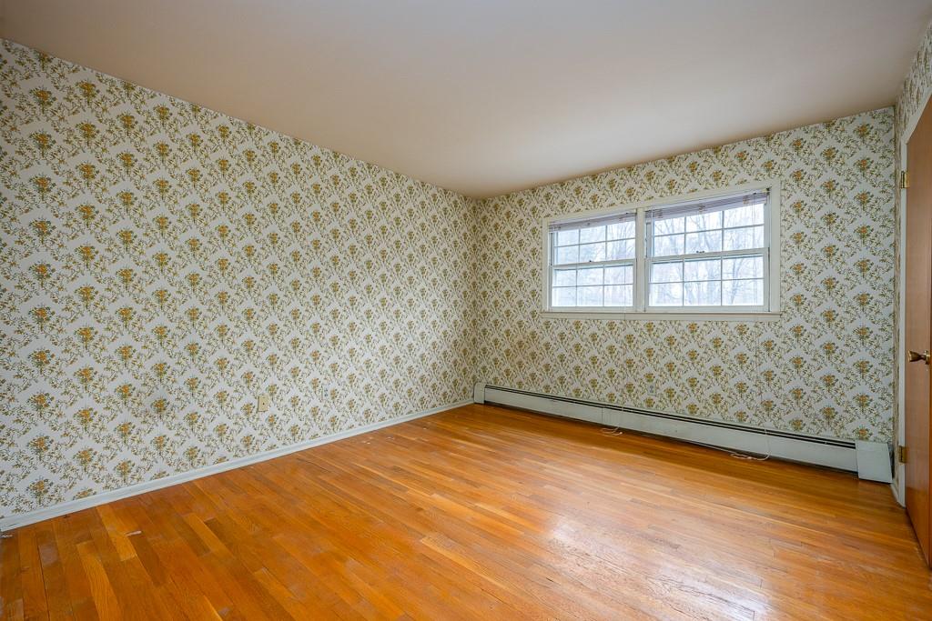 36 Montclair Avenue, Airmont, Florida image 23