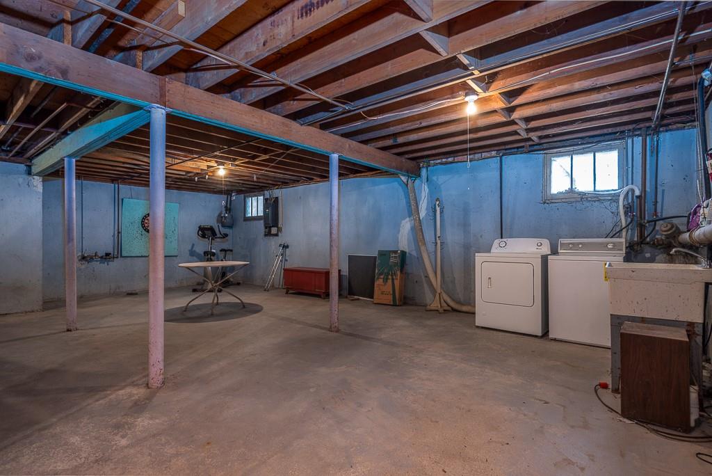 36 Montclair Avenue, Airmont, Florida image 26