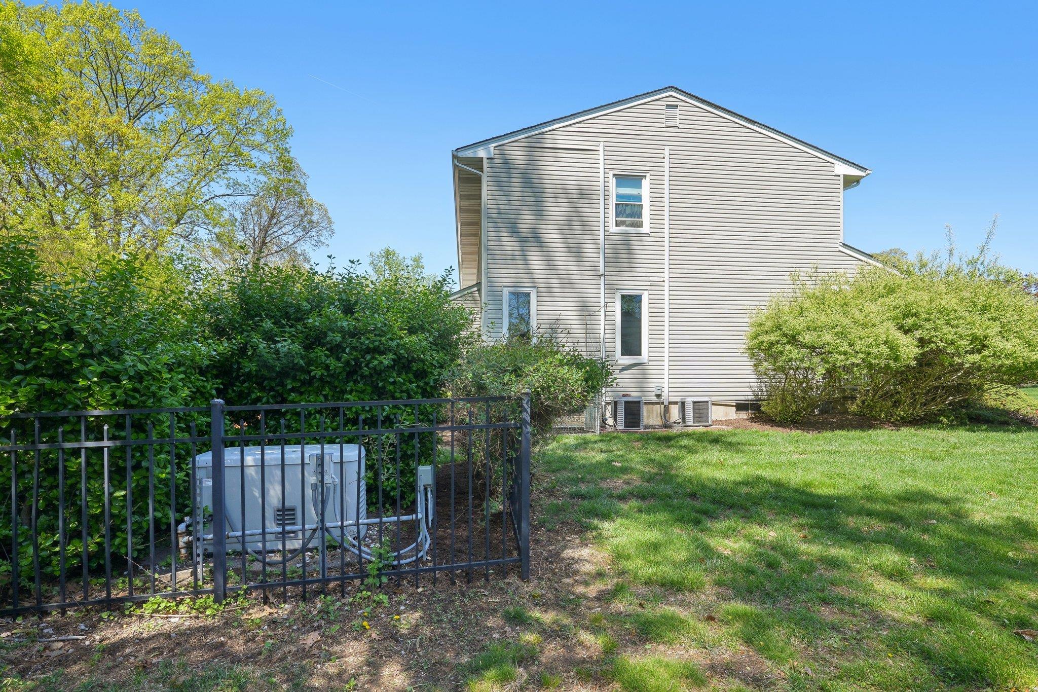 49 Minuteman Circle, Orangeburg, New York image 50