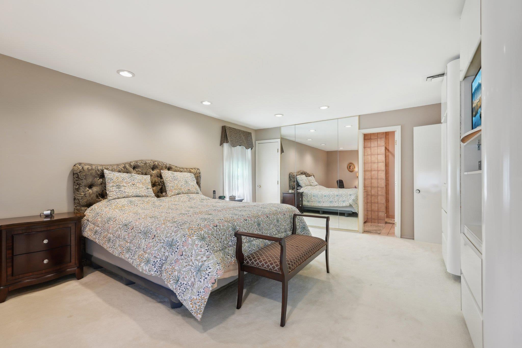 49 Minuteman Circle, Orangeburg, New York image 23