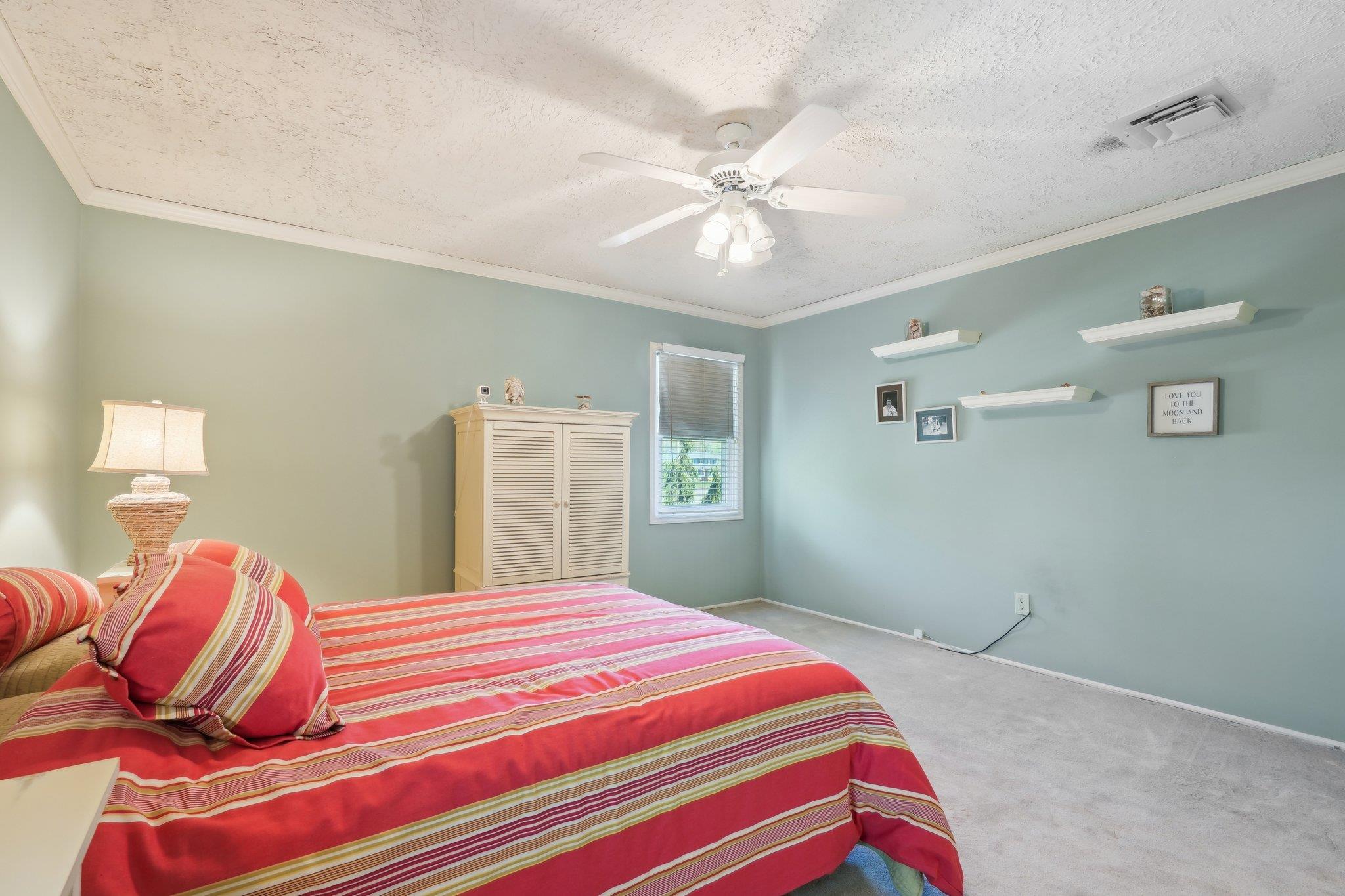 49 Minuteman Circle, Orangeburg, New York image 30