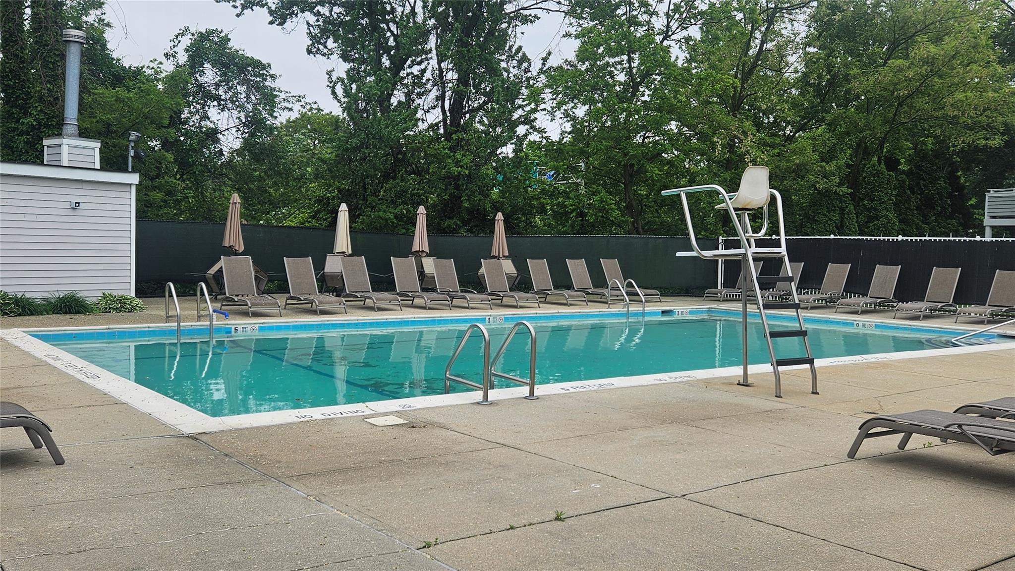 242-12A Oak Park Drive #99A, Douglaston, New York image 30