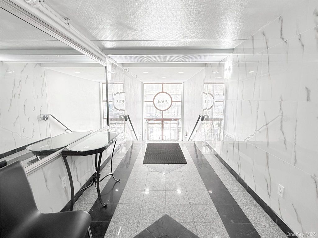 Photo of 2964 Brighton 6th Street #6B, Brooklyn, NY 11235 (MLS # 965106)