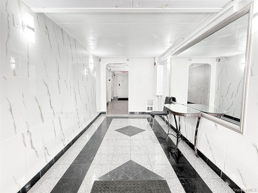 Photo of 2964 Brighton 6th Street #6B, Brooklyn, NY 11235 (MLS # 965106)