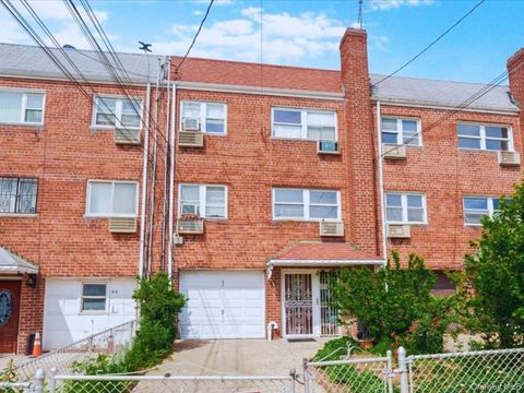 Multifamily For Sale - 42 Autumn Avenue<br/> Brooklyn, NY 11208