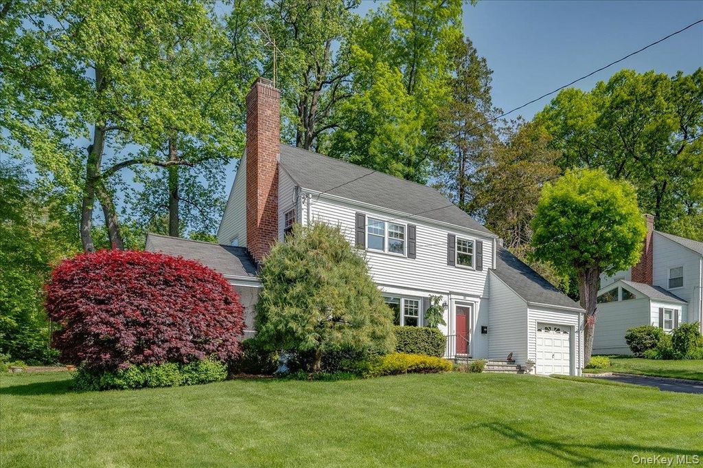 Photo of 51 Plymouth Drive, Scarsdale, NY 10583 (MLS # 917755)