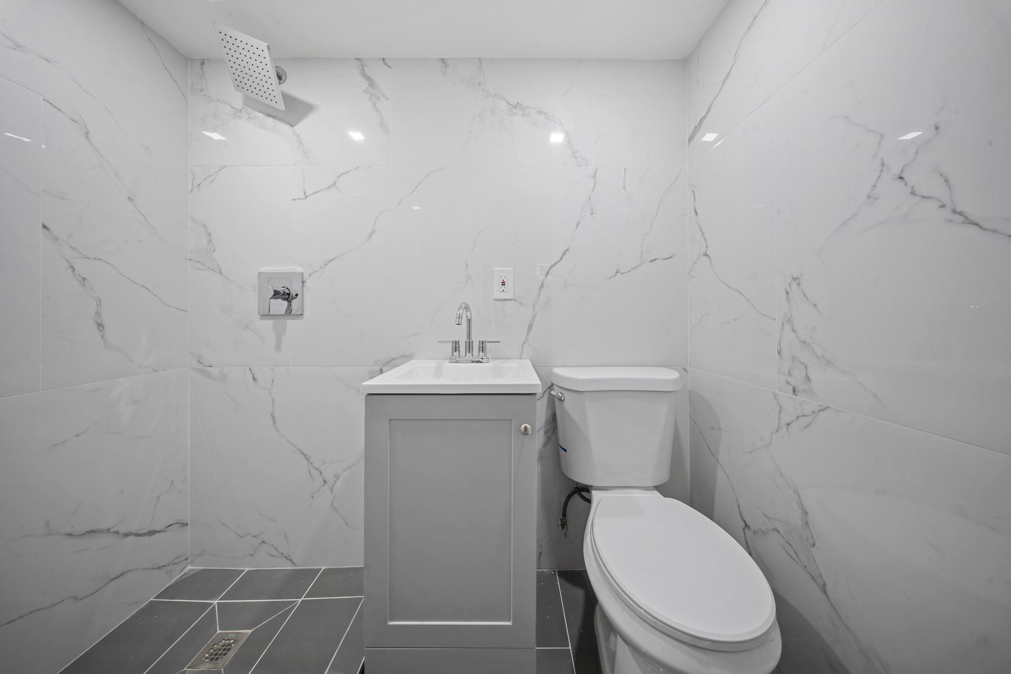 10228 216th Street, Queens Village, New York image 10