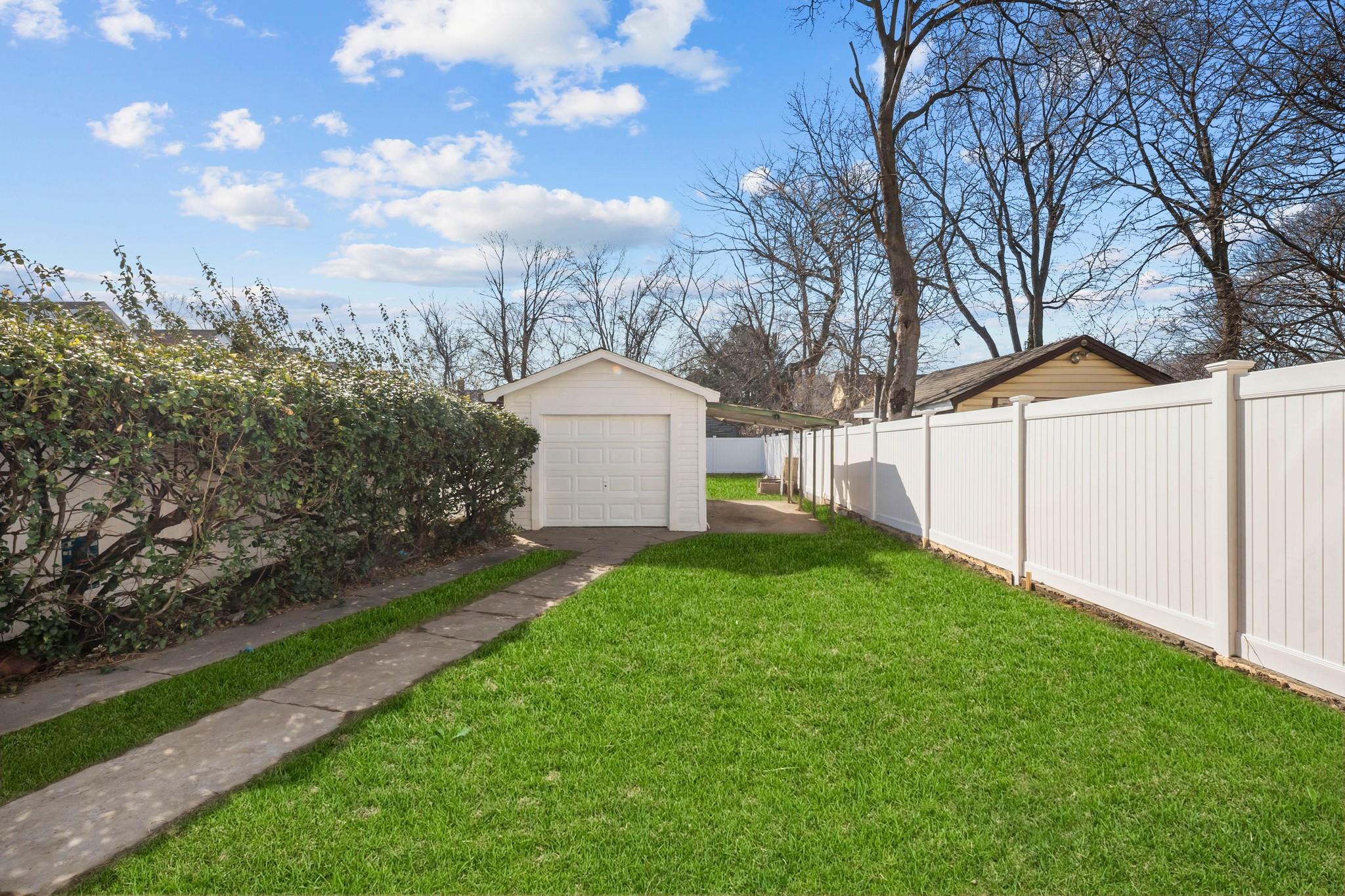 10228 216th Street, Queens Village, New York image 12