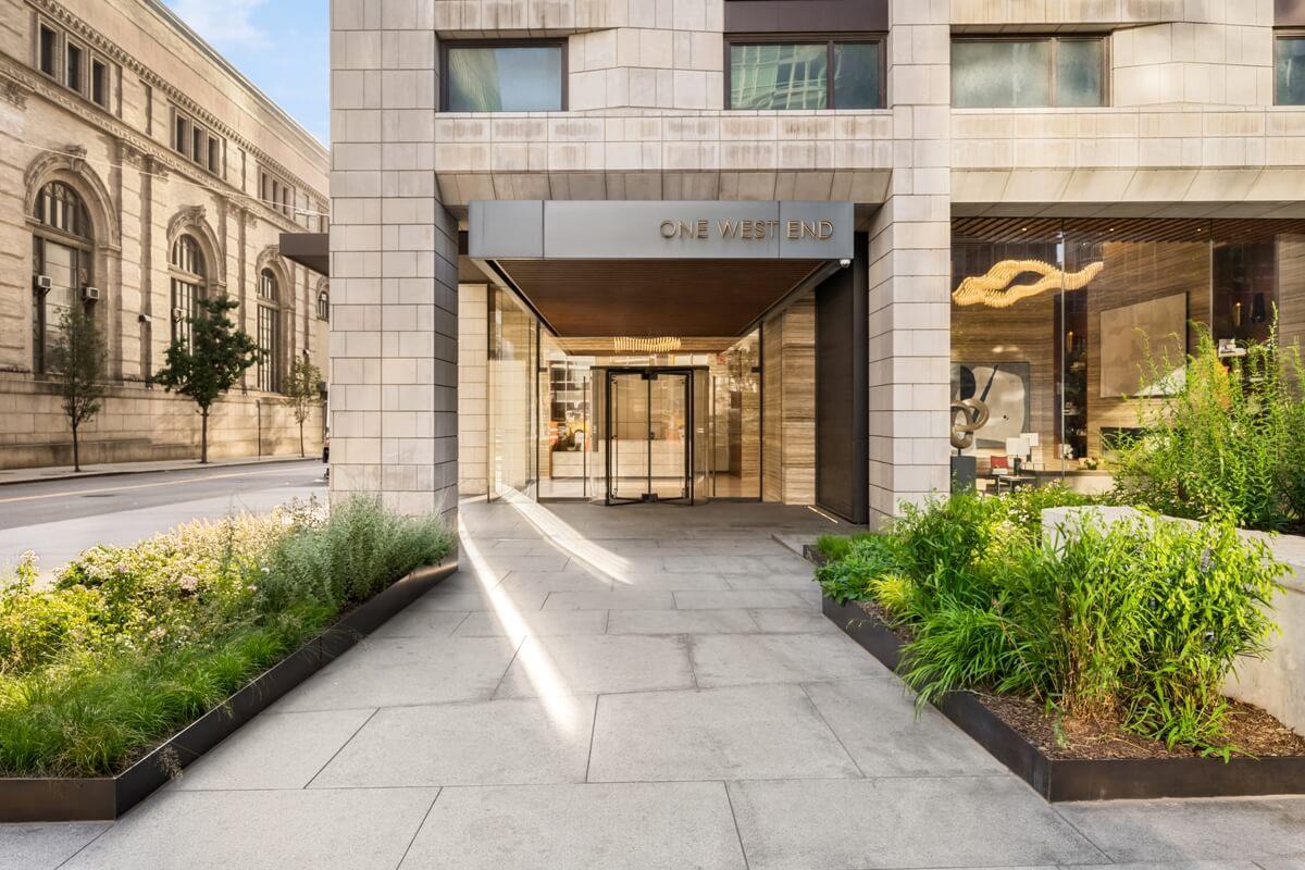 1 West End Avenue 26D