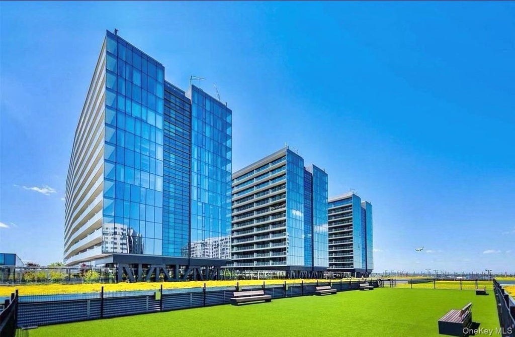 Photo of 131-01 40th Road #PH3D, Flushing, NY 11354 (MLS # 1051921)
