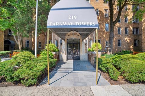 219 Bronx River Road 5A Yonkers NY 10704