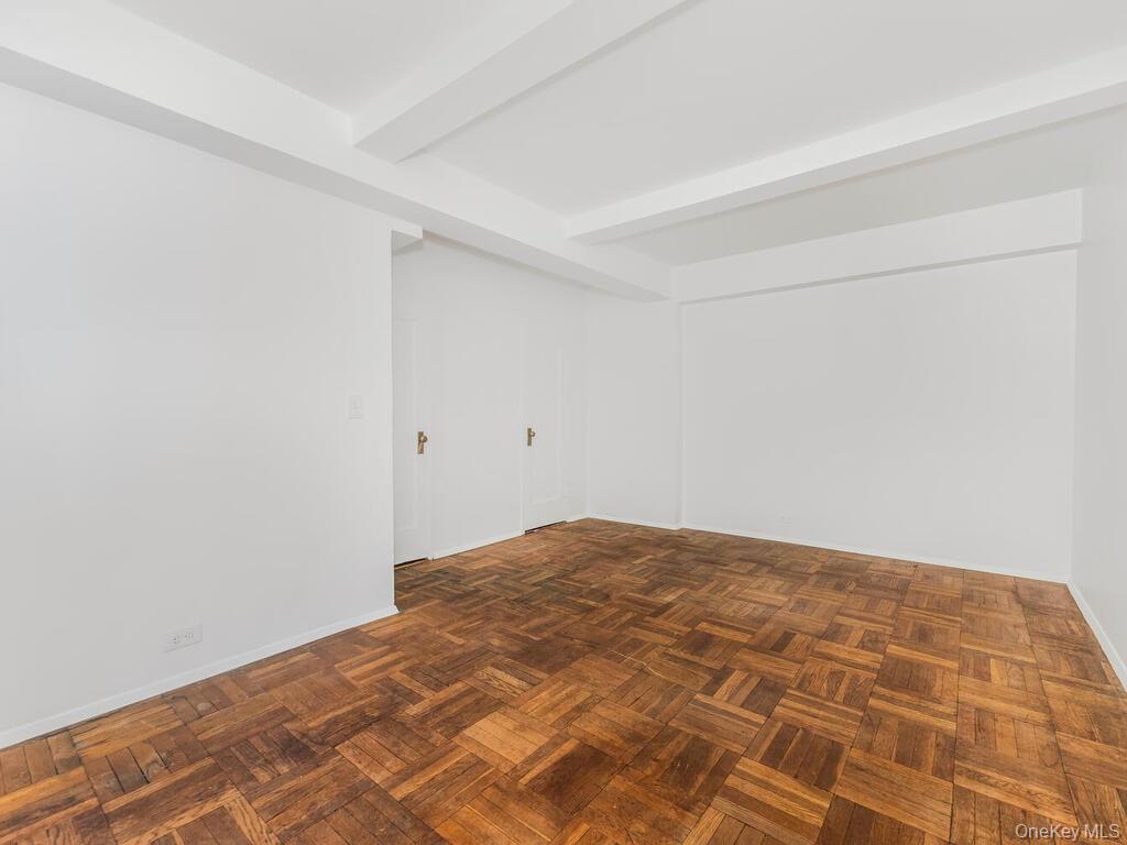 1560 Unionport Road 3B