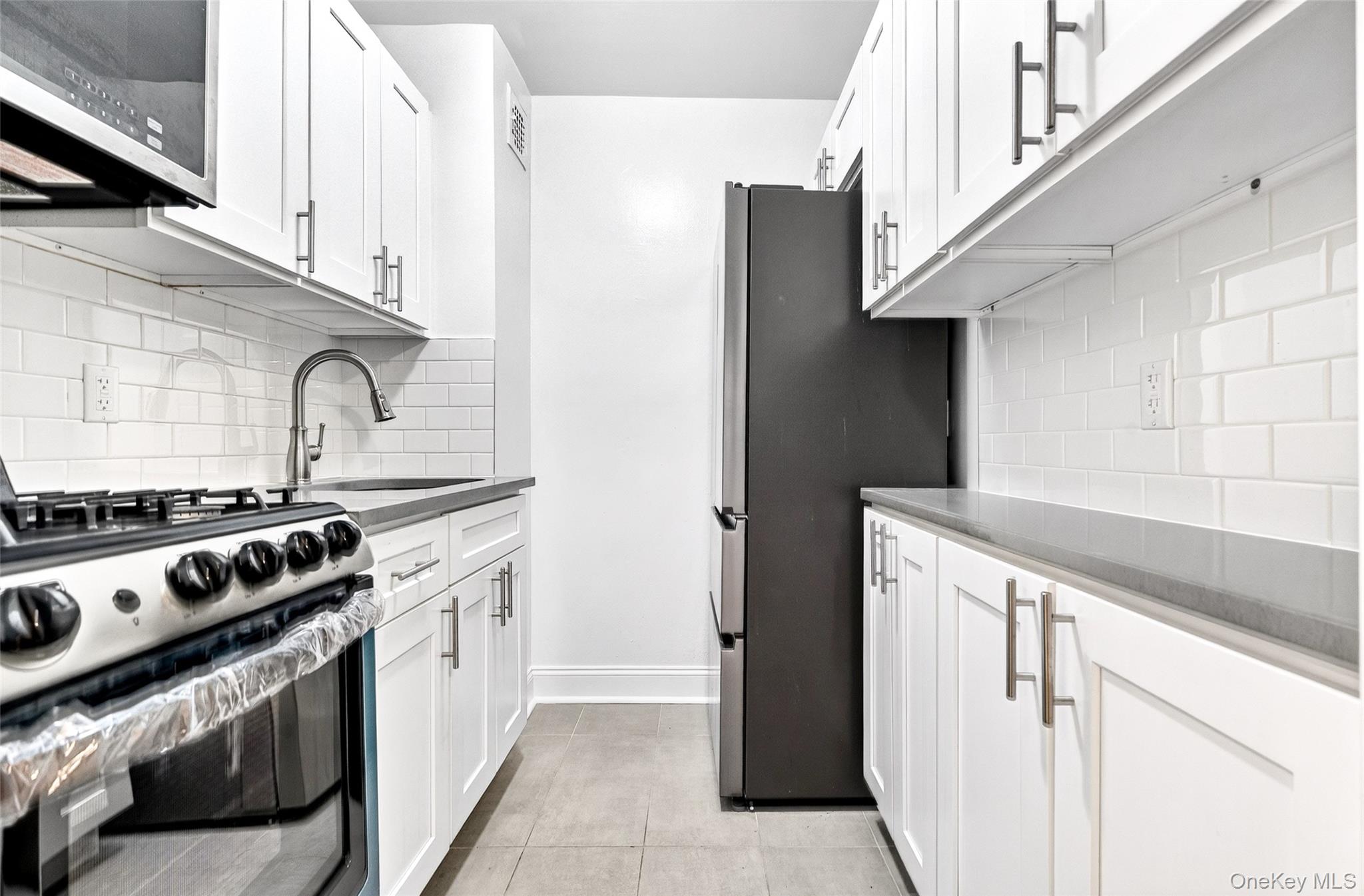 2244 Bronx Park E 1C