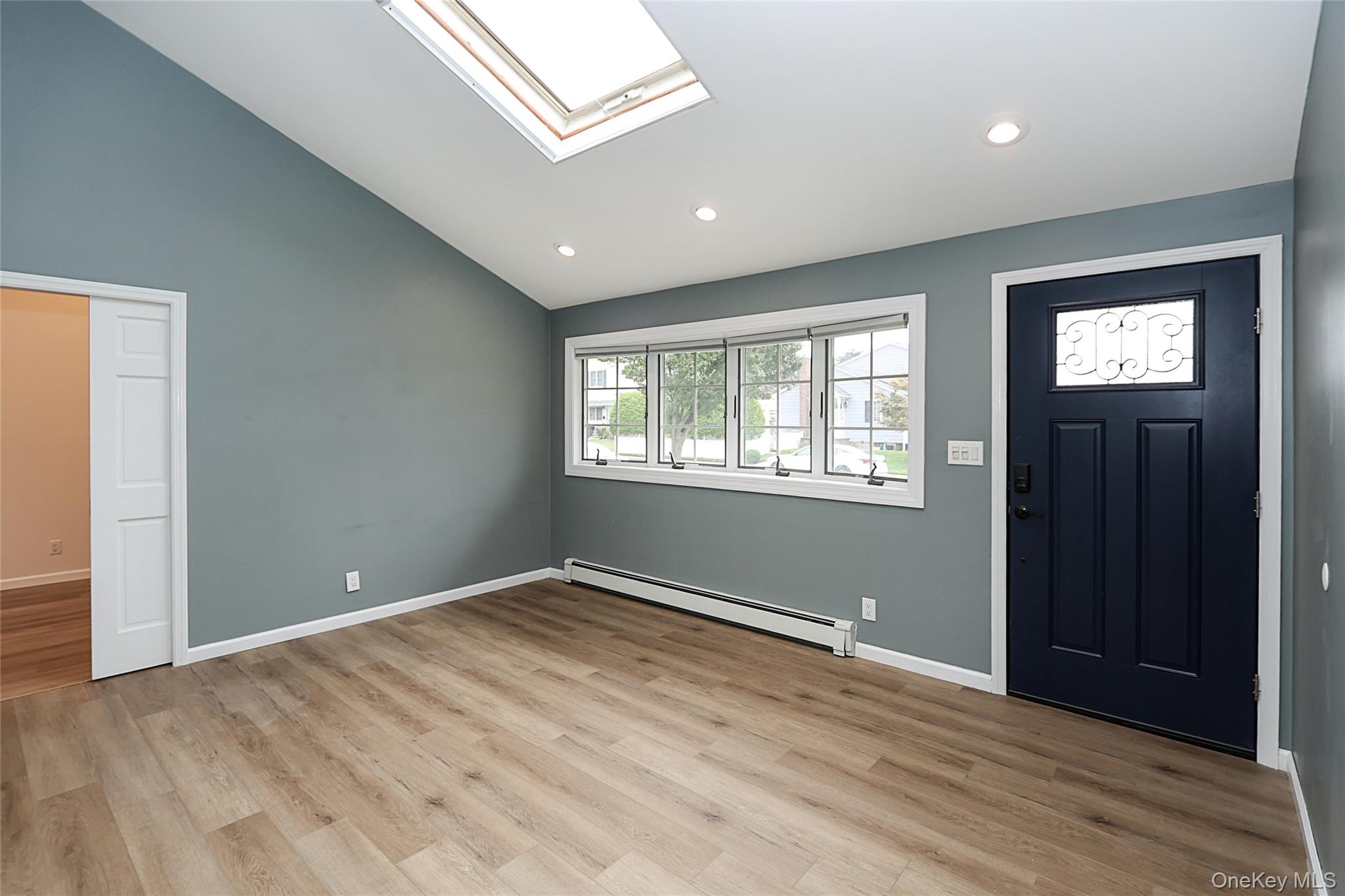 Old Bethpage, New York 11804, United States, 3 Bedrooms Bedrooms, ,3 BathroomsBathrooms,Residential,Active,206711