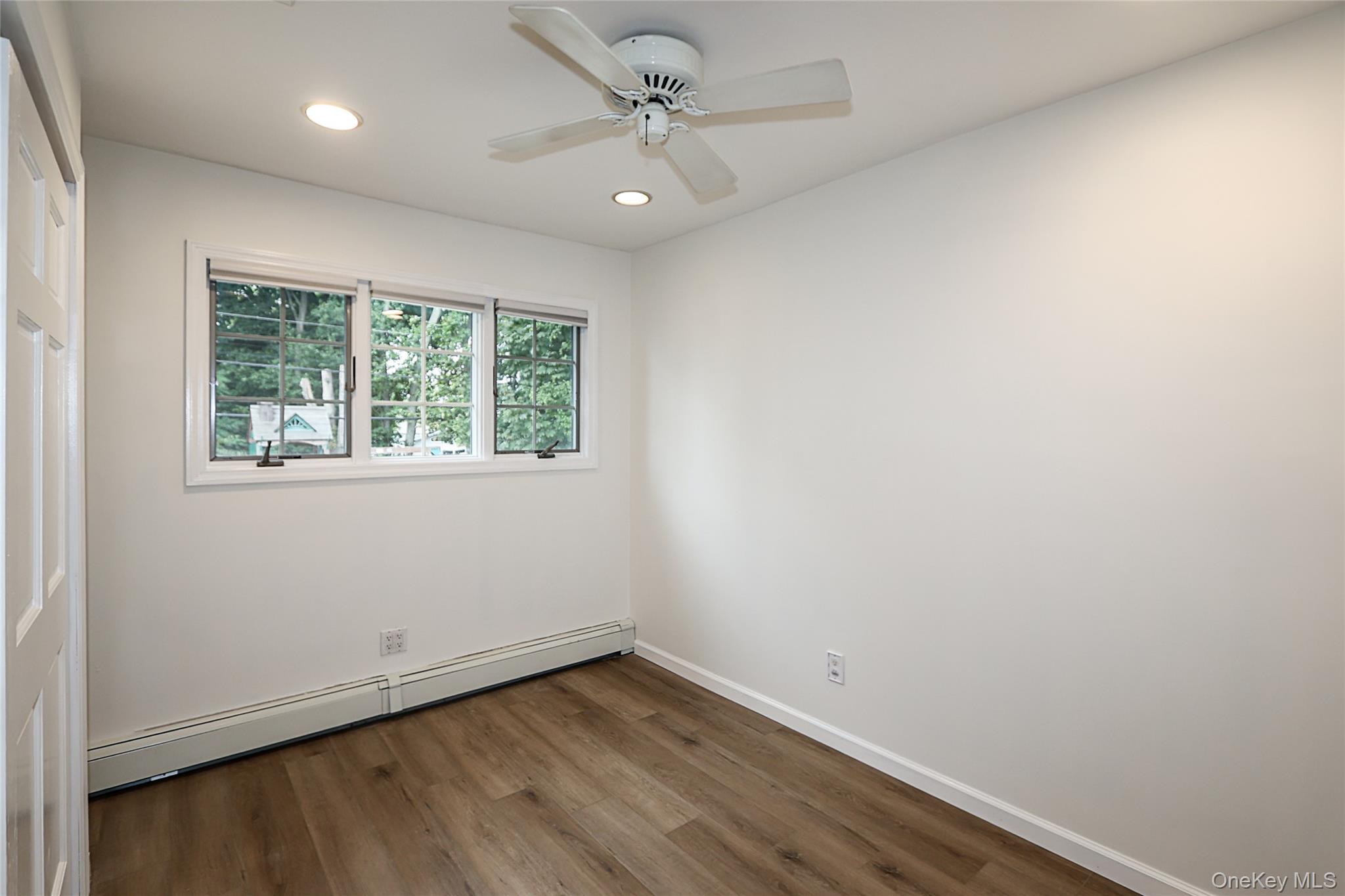 Old Bethpage, New York 11804, United States, 3 Bedrooms Bedrooms, ,3 BathroomsBathrooms,Residential,Active,206711