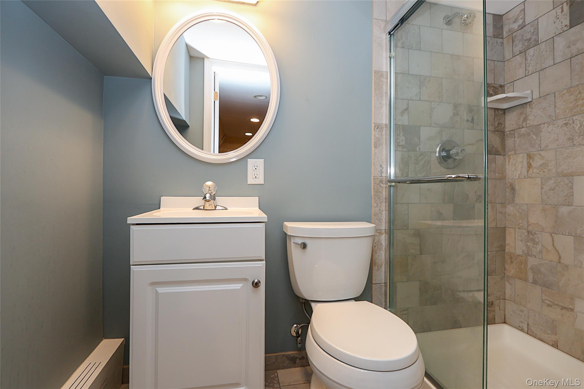 Old Bethpage, New York 11804, United States, 3 Bedrooms Bedrooms, ,3 BathroomsBathrooms,Residential,Active,206711