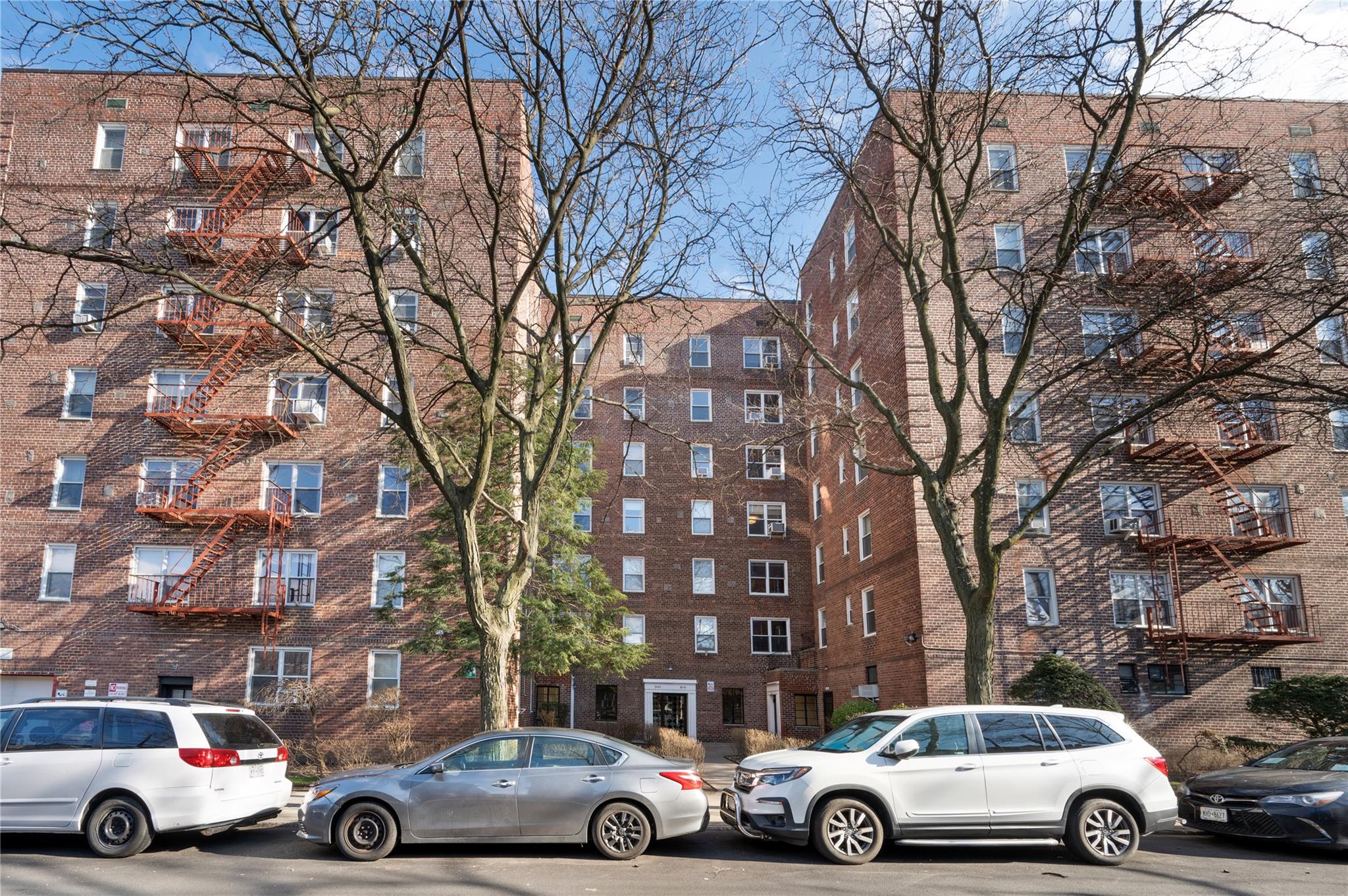 52nd Street 4F, Woodside, Queens, NY - 1 Bedrooms  
1 Bathrooms  
3 Rooms - 