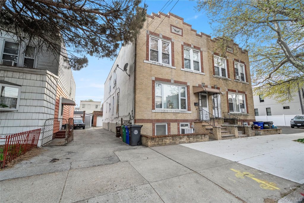 Photo of 68-40 78th Street, Middle Village, NY 11379 (MLS # 986693)
