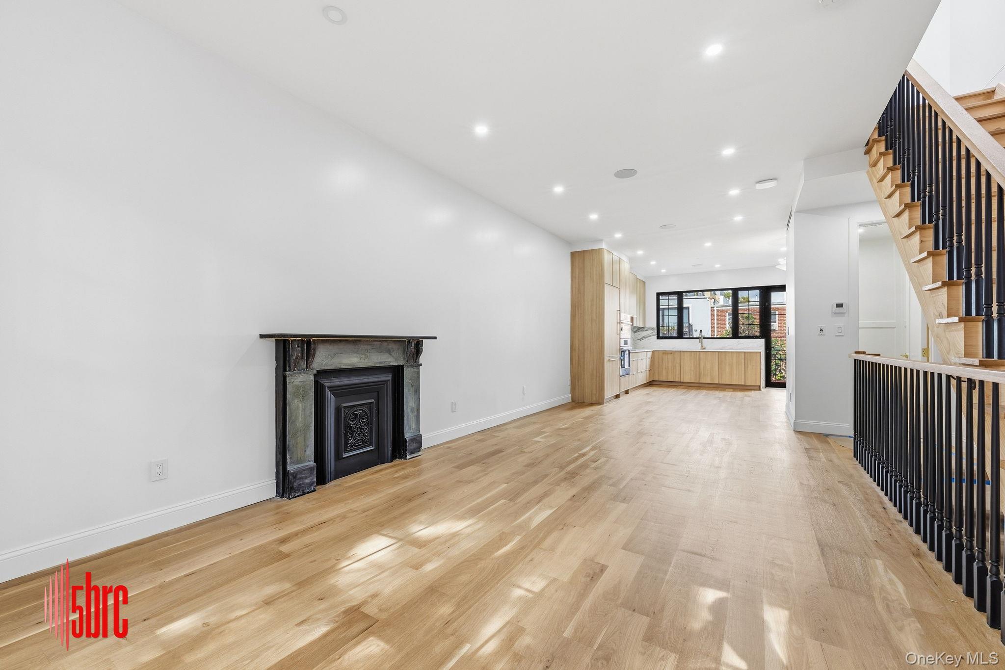 83 Cooper Street