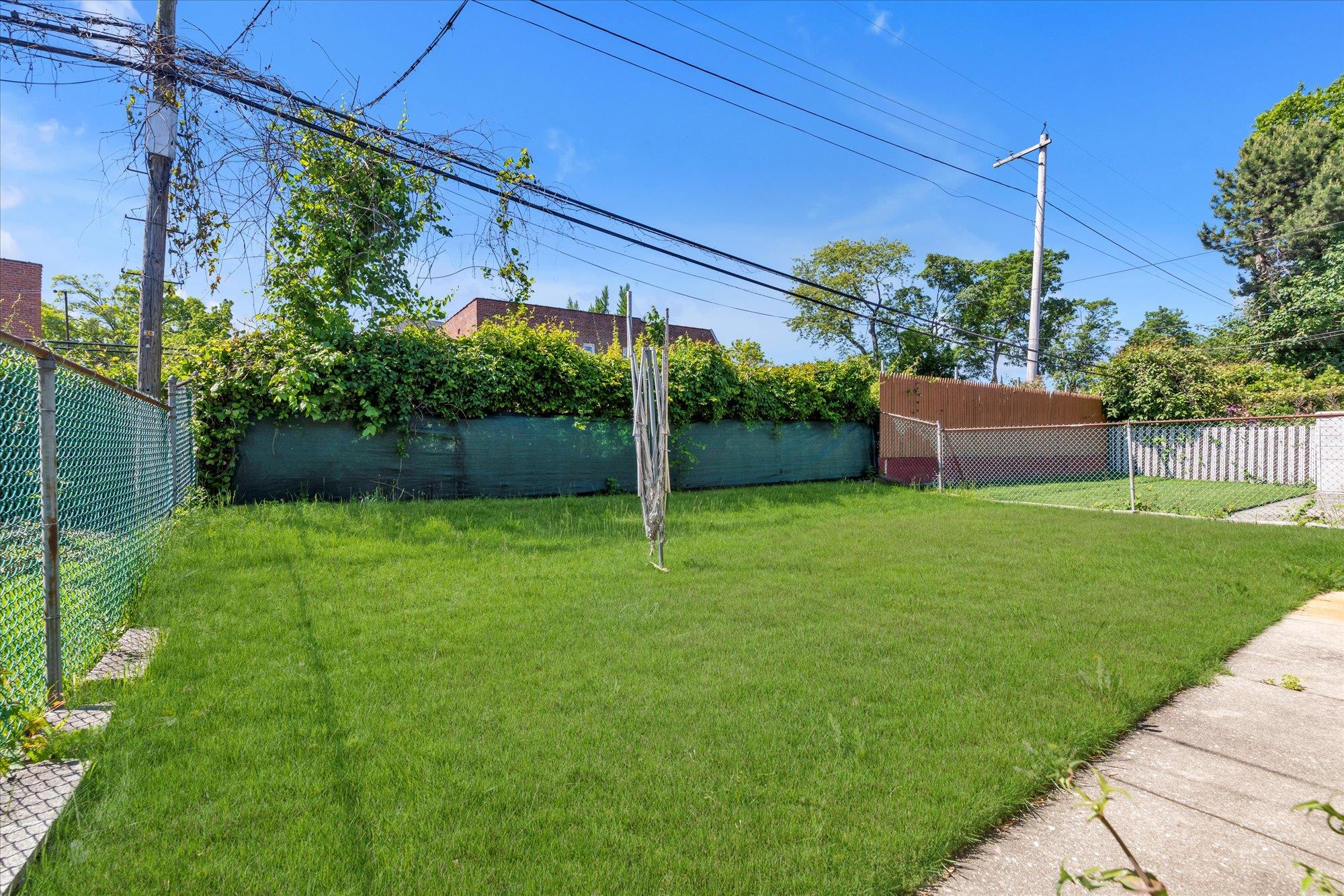 20070 39th Avenue, Bayside, New York image 24