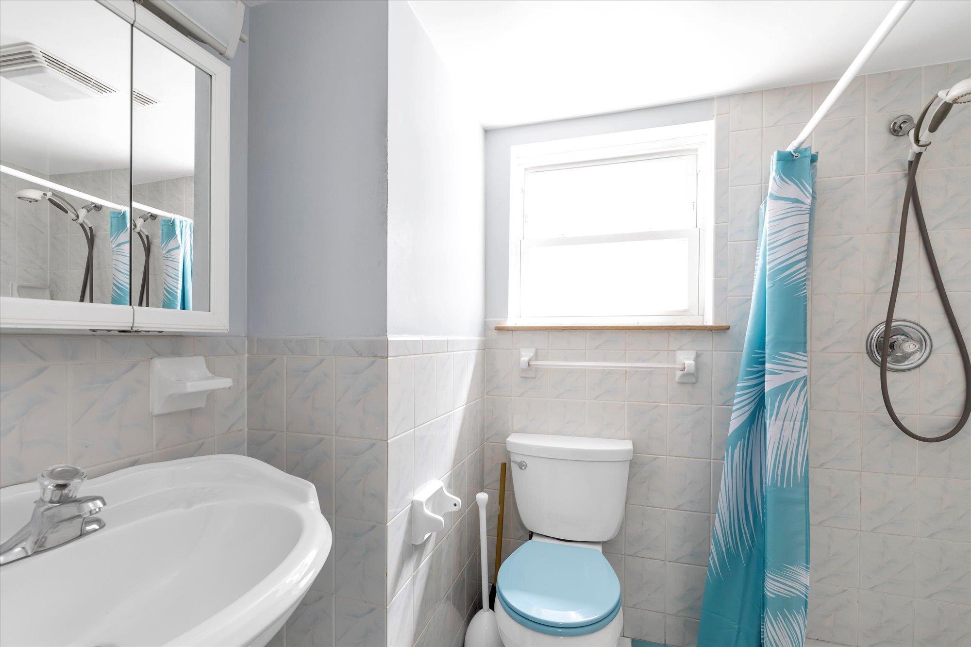20070 39th Avenue, Bayside, New York image 22