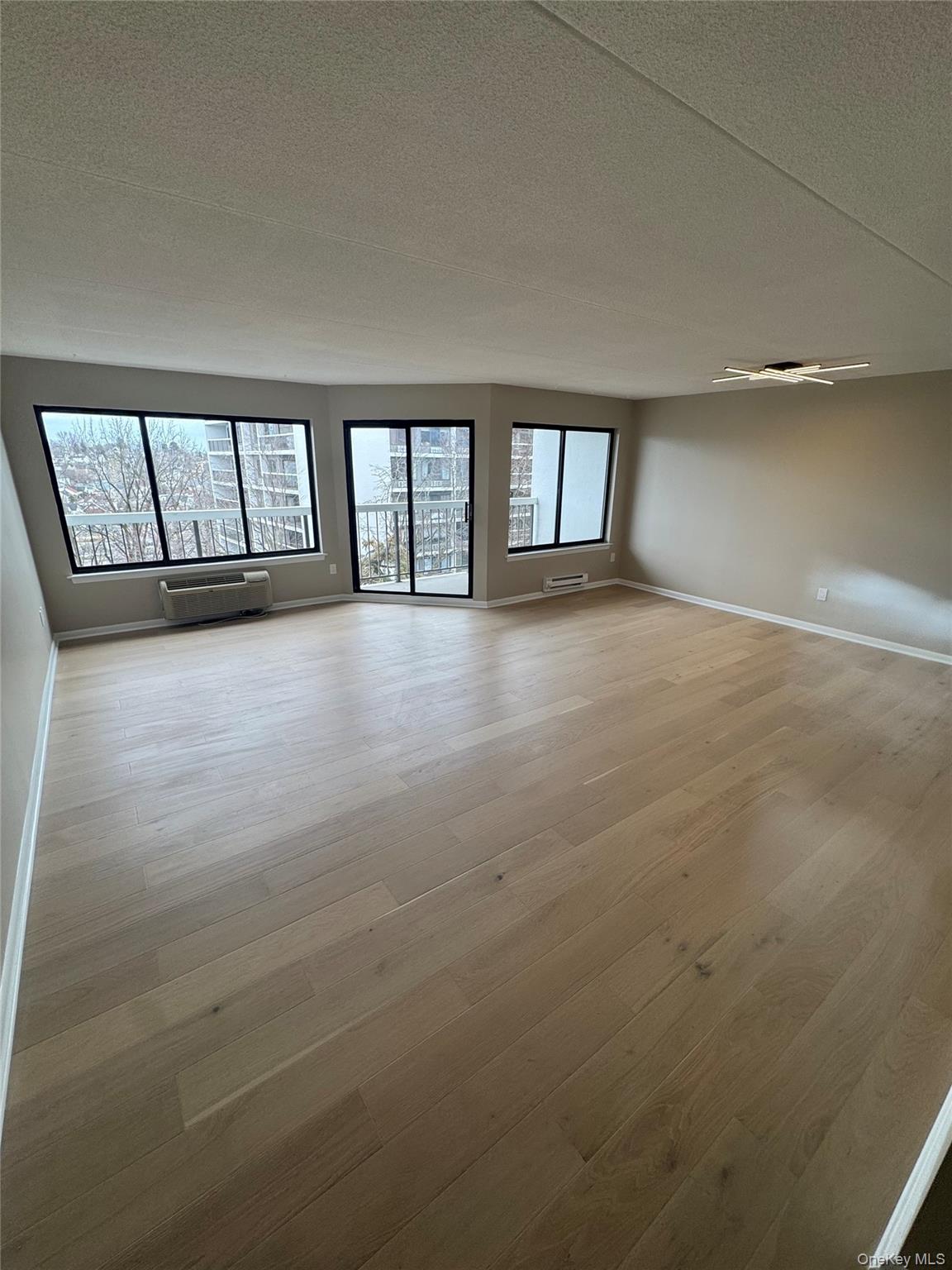 500 High Point Drive 506